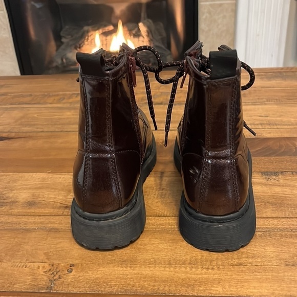 MADDEN Girl Combat Boots 4 metallic  ankle boots , small scuff mark R heel - Picture 4 of 8